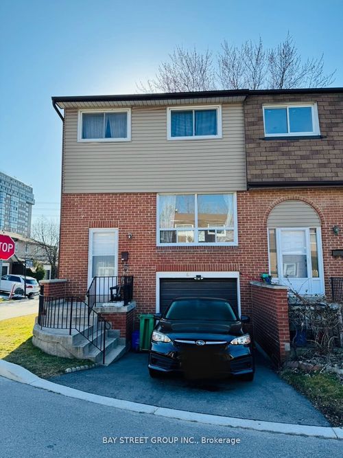 64-3025 Cedarglen Gate, Mississauga, ON, L5C2V7 | Card Image