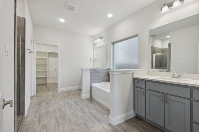 233 Brookview Dr, House other with 4 bedrooms, 3 bathrooms and null parking in Lavon TX | Image 17