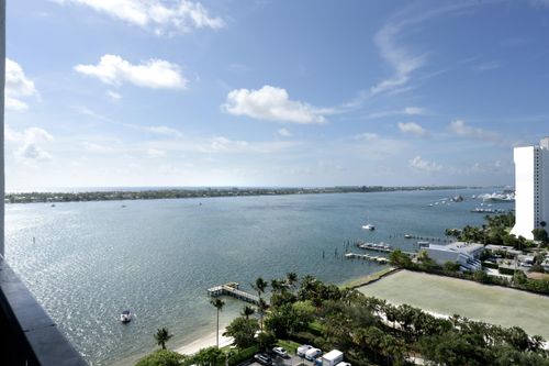 1605-5600 N Flagler Dr, West Palm Beach, FL, 33407-2648 | Card Image