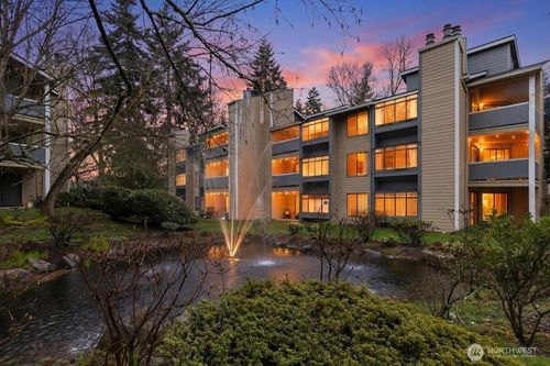 d303-4810 200th Street Se, Lynnwood, WA, 98036 | Card Image