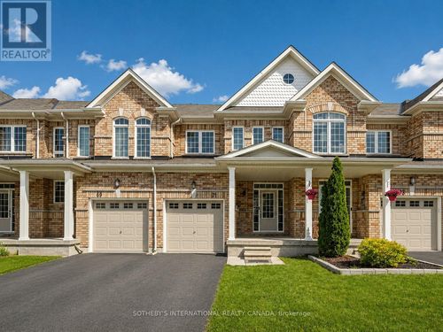 71 Daniele Crescent, Bradford West Gwillimbury (Bradford), ON, L3Z0V7 | Card Image