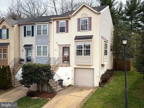 8509 Charnwood Ct, MANASSAS, VA, 20111-1757 | Card Image
