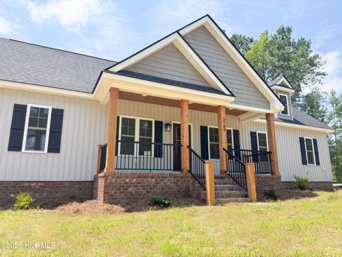 2780 S Old Carriage Rd, Rocky Mount, NC, 27803-8956 | Card Image