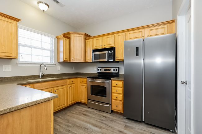 5220 Southfork Blvd, Townhouse with 3 bedrooms, 3 bathrooms and 1 parking in Old Hickory TN | Image 6