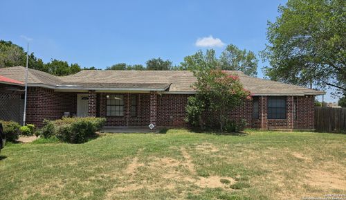 19229 Blume Dr, Lytle, TX, 78052-2328 | Card Image
