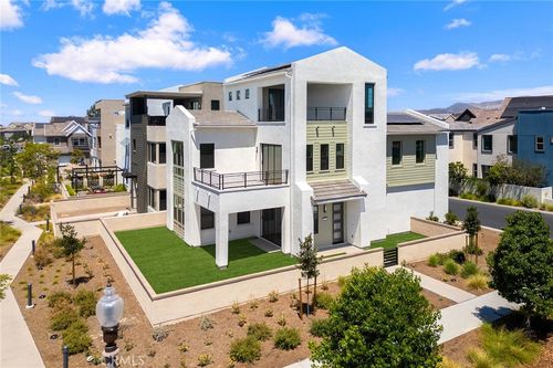 123 Bosal, Irvine, CA, 92618-1482 | Card Image