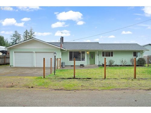 247 Cedar St, Lyons, OR, 97358-2118 | Card Image