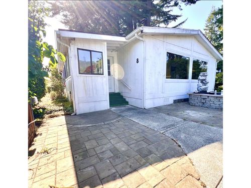 8-16063 Driftwood Ln, Brookings, OR, 97415-9441 | Card Image