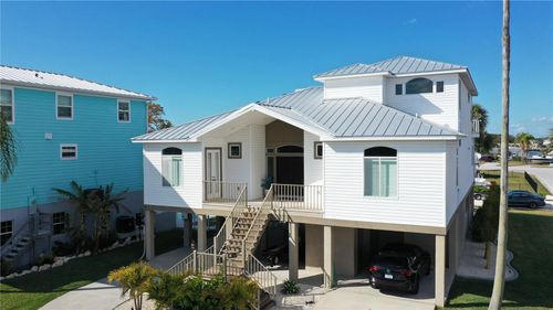 8117 Brighton Dr, PORT RICHEY, FL, 34668-6234 | Card Image