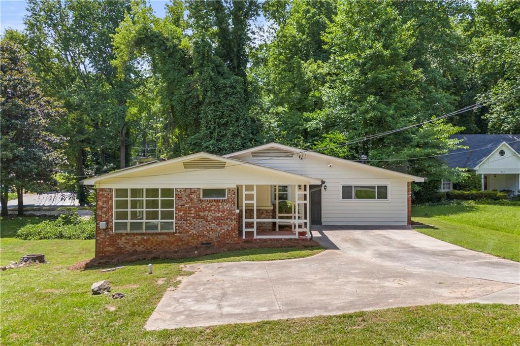 Still Pine Dr, East Point, GA 30344