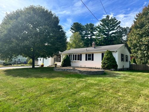 47 Daniel Sq, Belchertown, MA, 01007-9703 | Card Image