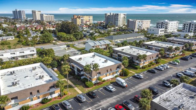 11206 - 2700 N Highway A1a, Condo with 2 bedrooms, 2 bathrooms and null parking in Indialantic FL | Image 26