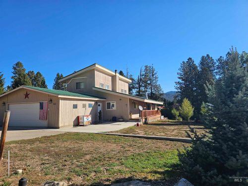 331 Packer John Dr, Garden Valley, ID, 83622-8129 | Card Image