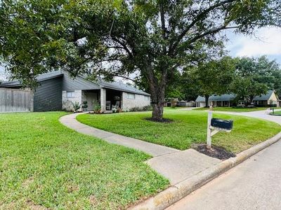 31327 Alice Lane, House other with 3 bedrooms, 2 bathrooms and null parking in Tomball TX | Image 1