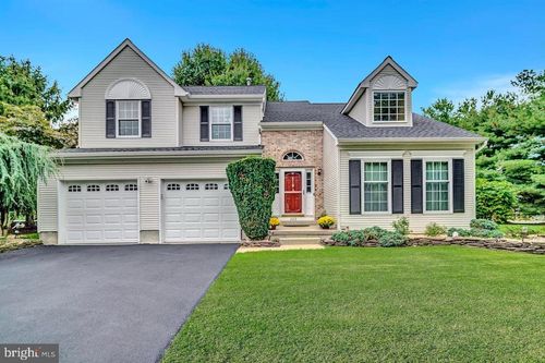 222 Ivanhoe Dr, Robbinsville, NJ, 08691-3607 | Card Image