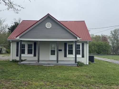 411 Grace Ave, Baxter, TN, 38544-4425 | Card Image