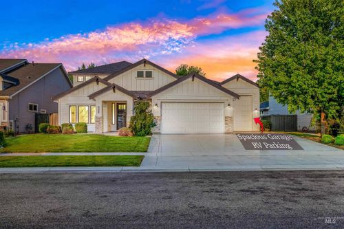 5308 S Hill Farm Ave, Meridian, ID, 83642-5516 | Card Image