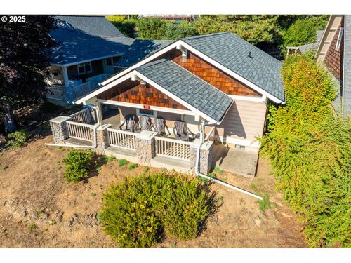 369 B St, Elkton, OR, 97436-9772 | Card Image
