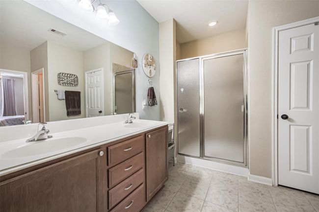 3713 Belmore Ln, House other with 3 bedrooms, 2 bathrooms and 2 parking in Pearland TX | Image 22