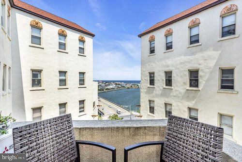 8f-400 Deal Lake Dr, Asbury Park, NJ, 07712-5174 | Card Image
