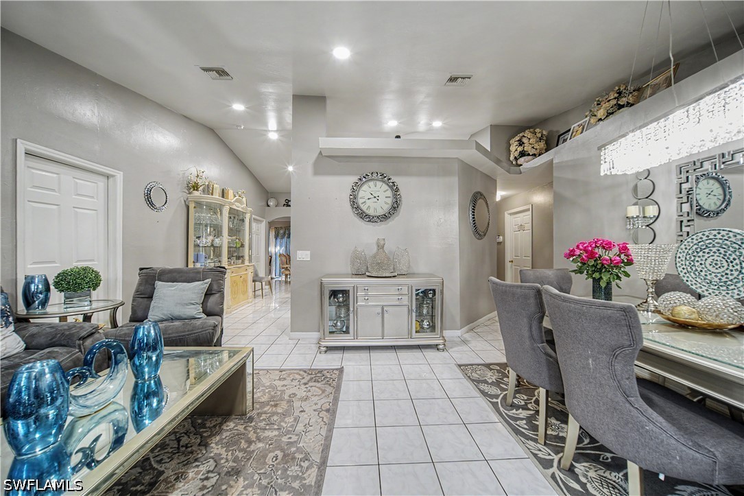 Residential in Naples 5