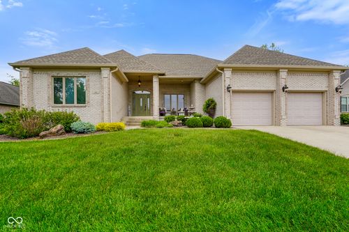 286 S Woodridge Dr, Pittsboro, IN, 46167-8821 | Card Image