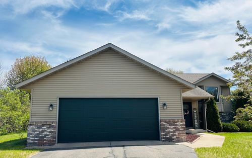 39119 Riverside Ct, North Branch, MN, 55056-5765 | Card Image