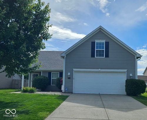 6192 N Woodhaven Dr, Mccordsville, IN, 46055-8001 | Card Image