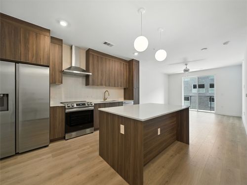 unit-302-1701 Simond Ave, Austin, TX, 78723-4776 | Card Image