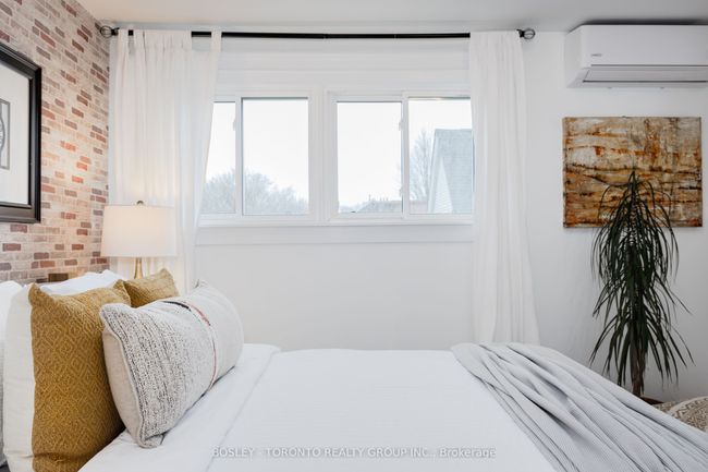 25 - 1666 Queen St E, Condo with 3 bedrooms, 1 bathrooms and null parking in Toronto ON | Image 34