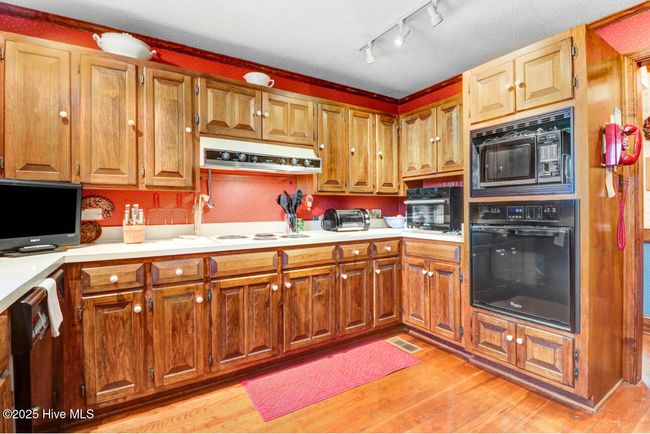 9222 Midway Rd, House other with 4 bedrooms, 4 bathrooms and 1 parking in Bailey NC | Image 17