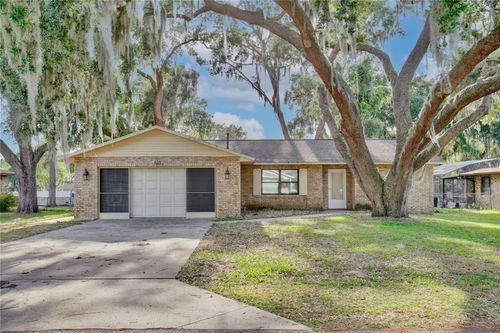 613 Yorktown Dr, LEESBURG, FL, 34748-9264 | Card Image