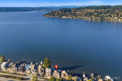 3711 Lake Washington Blvd N, Renton, WA, 98056-1507 | Card Image