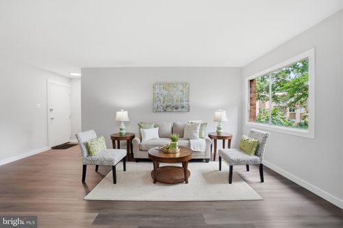 8-8003 Chanute Pl, FALLS CHURCH, VA, 22042-1163 | Card Image