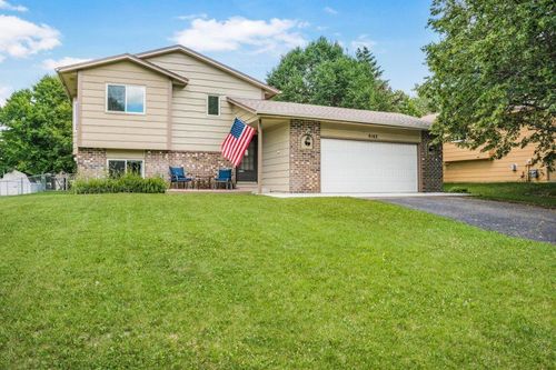 9162 Kirkwood Lane N, Maple Grove, MN, 55369 | Card Image