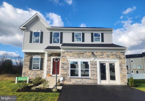 109 Spatterdock Rd, INWOOD, WV, 25428-3530 | Card Image