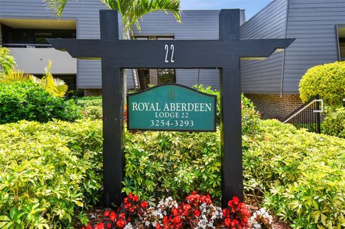 22-212-36750 Us Highway 19 N, PALM HARBOR, FL, 34684-1239 | Card Image