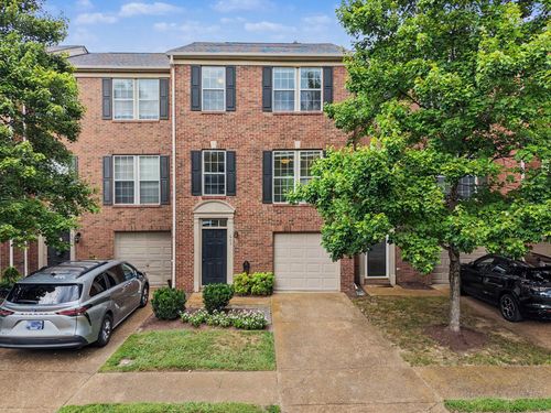 663 Huffine Manor Cir, Franklin, TN, 37067-5674 | Card Image