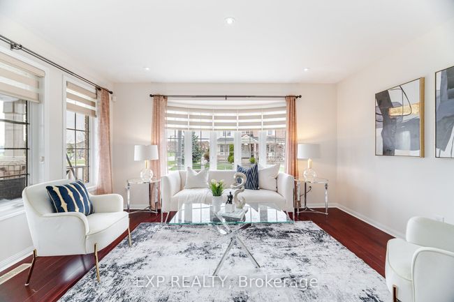 810 Cousens Terr, House other with 5 bedrooms, 3 bathrooms and 2 parking in Milton ON | Image 7