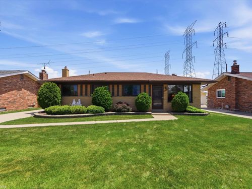 35842 Malibu Drive, Sterling Heights, MI, 48312 | Card Image