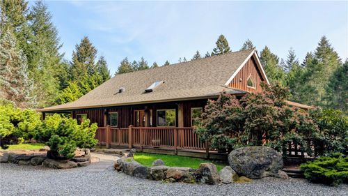 540 Berg Rd, Gabriola, BC, V0R1X2 | Card Image