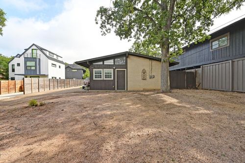 1-3002 Windsor Rd, Austin, TX, 78703-2348 | Card Image
