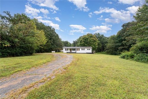 84 Sol Nunnally Rd, Pelham, NC, 27311-8263 | Card Image