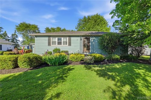 23 Beaver Lane, Grand Island, NY, 14072 | Card Image