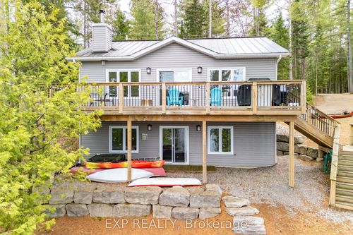 248 Roach Way, Whitewater Region, ON, K0J1Y0 | Card Image
