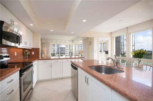 apt-700-4051 Gulf Shore Blvd, NAPLES, FL, 34103-2683 | Card Image
