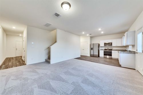 1008 Gray Fox Cv, Hutto, TX, 78634-5828 | Card Image