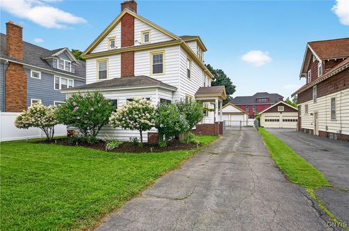 2310 James St, Syracuse, NY, 13206-2839 | Card Image