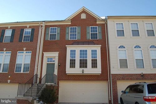1538 Grosbeak Ct, WOODBRIDGE, VA, 22191-5501 | Card Image