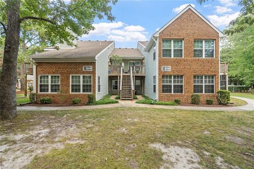 5245 Thatcher Way, Virginia Beach, VA, 23456-6358 | Card Image